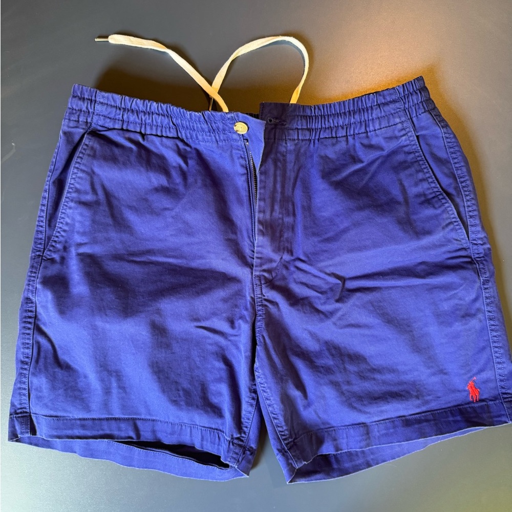 Polo by Ralph Lauren Red Flat Front Shorts for Casual Style